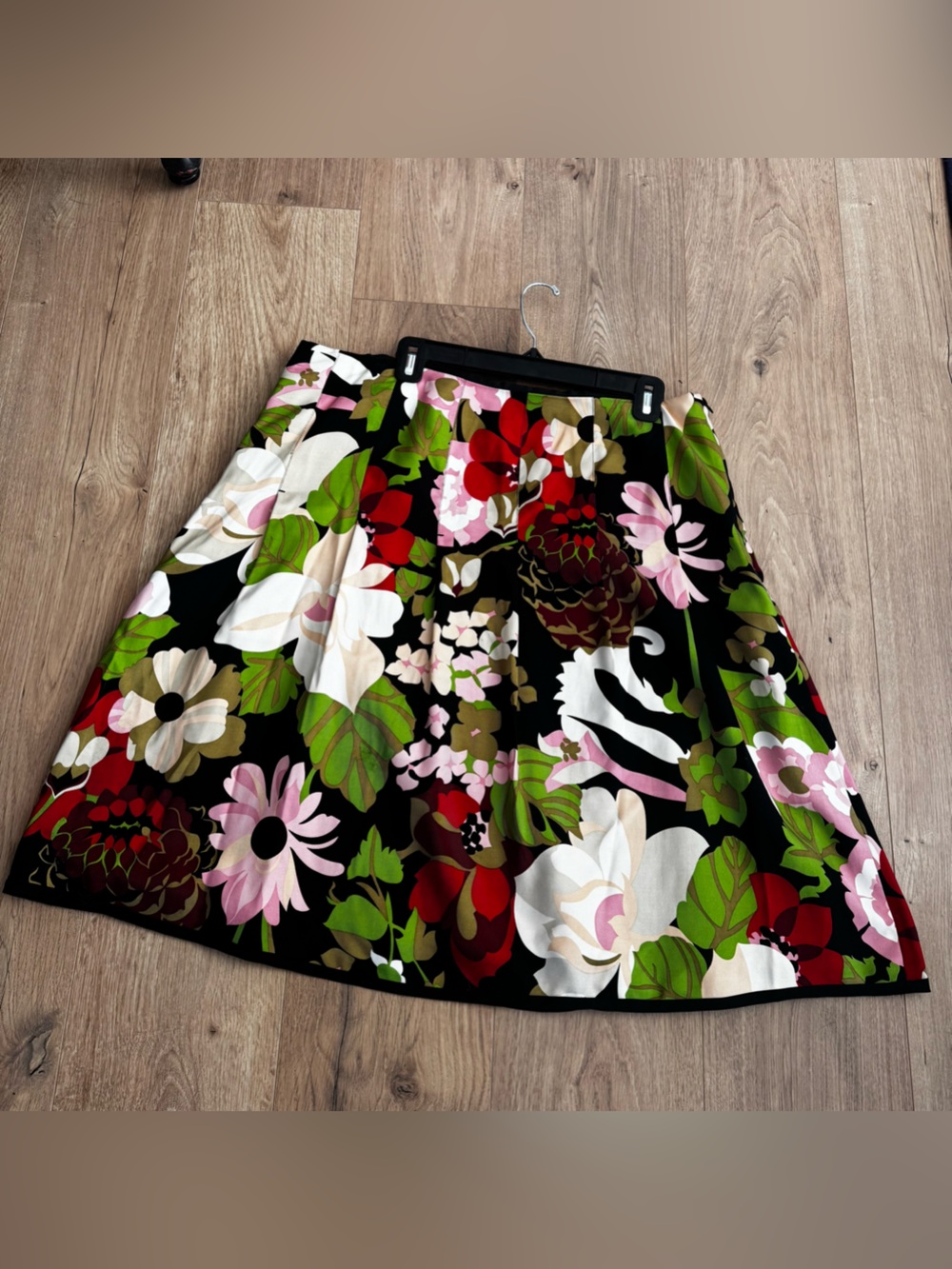 Talbots Floral A-Line Skirt in Black, Red, Pink & Green waist 18 L 25 length
